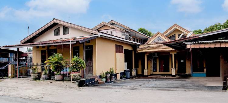 巴厘巴板O酒店靠近塔曼贝鲁昂马杜(原棕榈咖啡旅馆)(Hotel O Balikpapan Near Taman Beruang Madu Formerly Palm Cafe Inn)图片