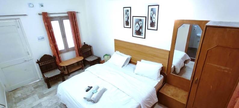 太阳升起酒店(Rising Sun Retreat)图片