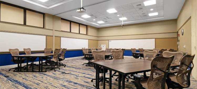 棕榈滩花园希尔顿逸林酒店(DoubleTree by Hilton Hotel & Executive Meeting Center Palm Beach Gardens)图片