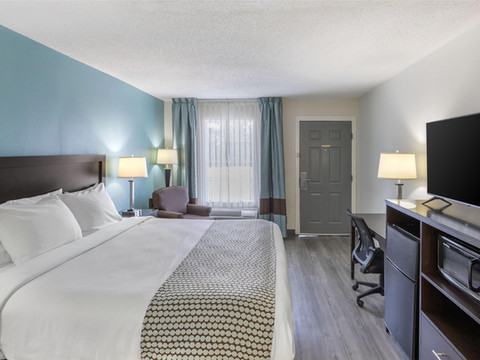 阿什伯勒贝斯特韦斯特SureStay Plus酒店