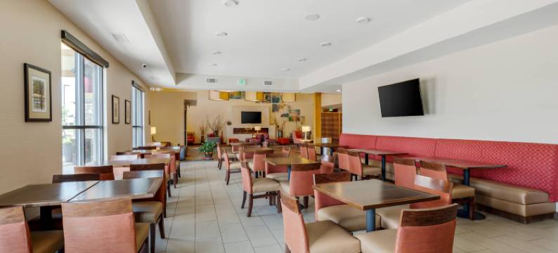 舒适套房酒店-拉弗兰(Comfort Suites Loveland)图片