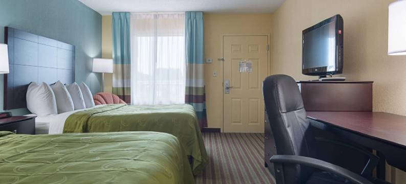 卡尔霍恩北I-75品质酒店(Quality Inn Calhoun North I-75)图片