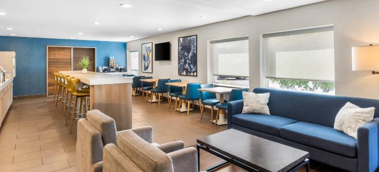 梅菲尔德高地克利夫兰东舒适酒店(Comfort Inn Mayfield Heights Cleveland East)图片