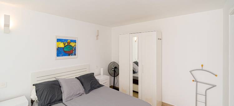 Stylish Villa with Lake Views图片