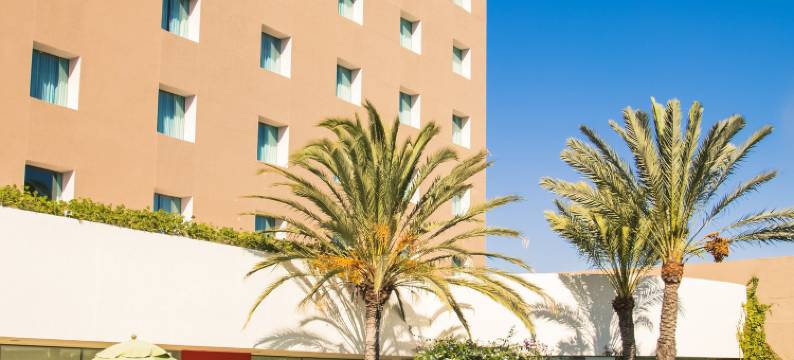 提华纳奥塔伊嘉年华酒店(Fiesta Inn Tijuana Otay Aeropuerto)图片