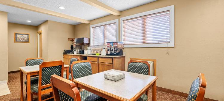 蓝地球温德姆速8酒店(Super 8 by Wyndham Blue Earth)图片