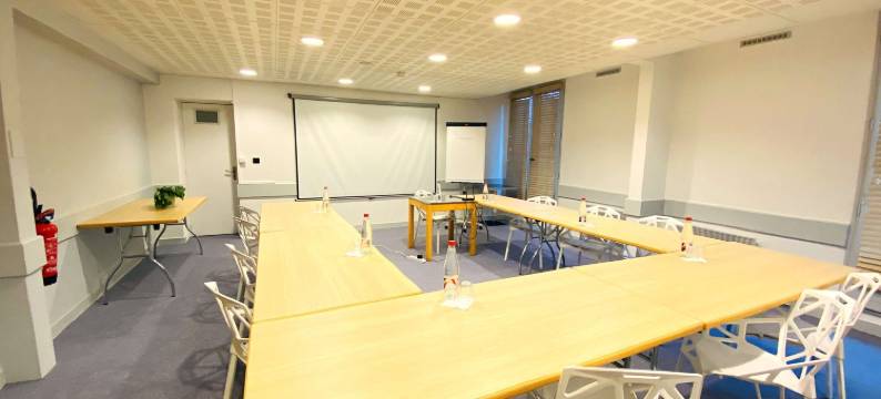 宜必思勒芒东部旁利酒店(Ibis le Mans Est Pontlieue)图片