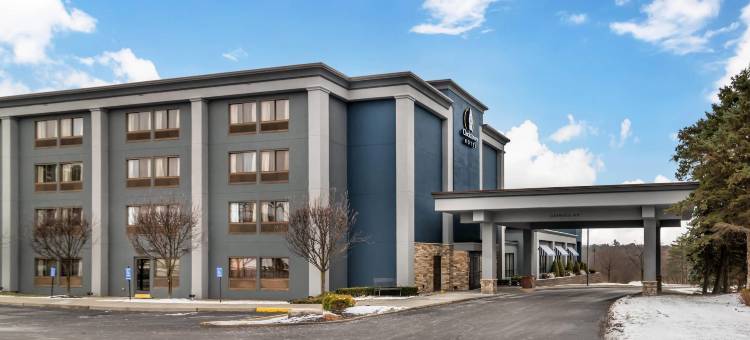 世纪大厦钟楼酒店，Ascend 酒店精选(The Clocktower Hotel at Century House, Ascend Hotel Collection)图片