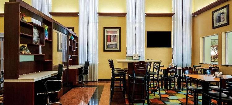 品质酒店及套房(Quality Inn & Suites)图片