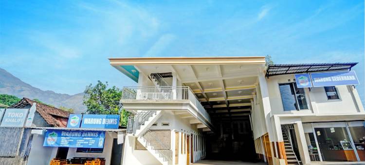 OYO 94834 阿琼娜民宿靠近塔曼(OYO 94834 Homestay Arjuna Near Taman Safari 2 Prigen)图片