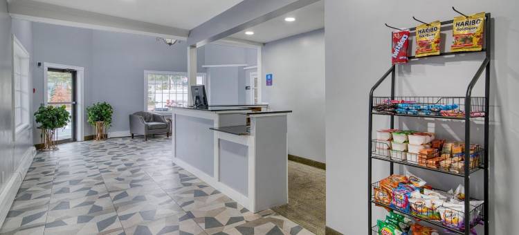 扬基快船旅馆 - 贝斯特韦斯特舒尔住宿精选酒店(Yankee Clipper Inn, SureStay Collection by Best Western)图片