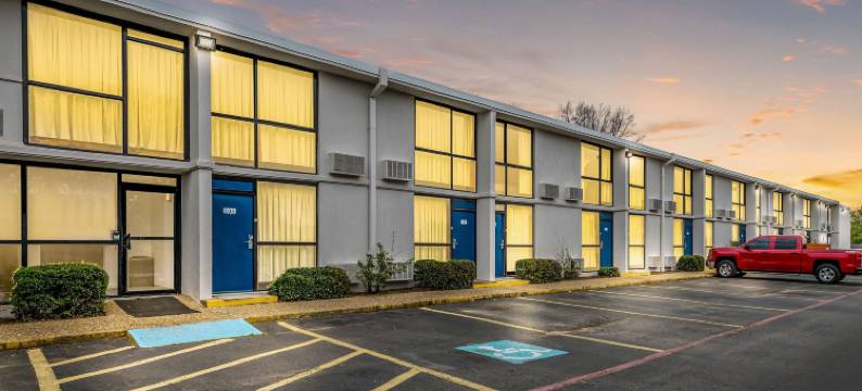 德克萨斯亨德森 6 号汽车旅馆(Motel 6 Henderson, TX)图片