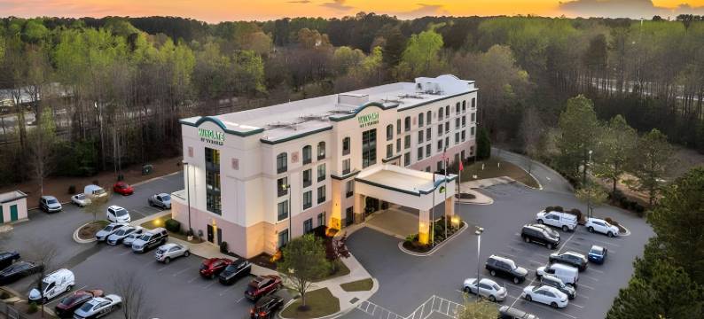洲际智选假日套房酒店罗利西-联想中心(Holiday Inn Express & Suites RALEIGH WEST - LENOVO CENTER by IHG)图片
