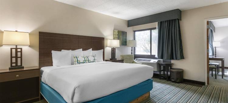 伍德赫文贝斯特韦斯特酒店(Best Western Woodhaven Inn)图片