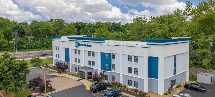 贝斯特韦斯特圣路易斯费尔维尤高地酒店(Best Western St. Louis Fairview Heights)图片