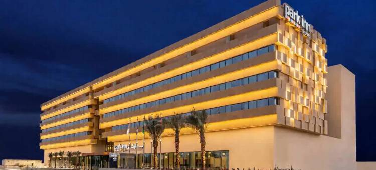 利雅得丽柏酒店(Park Inn by Radisson Riyadh)图片