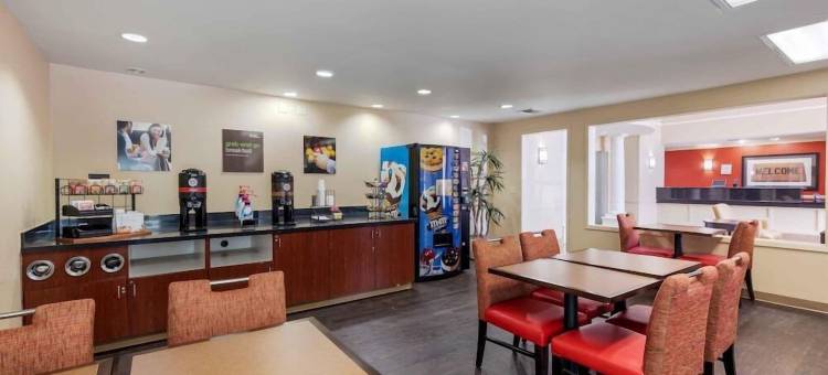 欧文拉斯科利纳斯温德姆豪桑长住酒店(Hawthorn Extended Stay by Wyndham Irving Las Colinas)图片