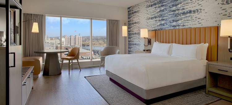 希尔顿逸林会议酒店(DoubleTree by Hilton Cedar Rapids Convention Complex)图片