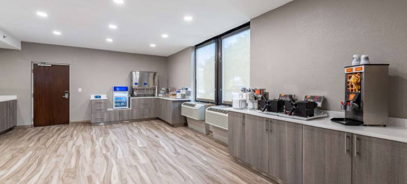芝加哥绍姆堡舒适酒店 - 奥黑尔机场(Comfort Inn Chicago Schaumburg - O'Hare Airport)图片