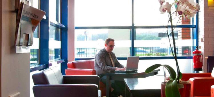 宜必思伯明翰酒店(Ibis Birmingham Bordesley Circus)图片