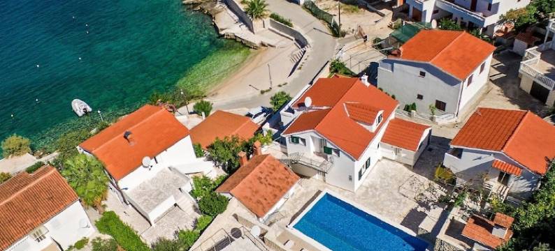 琵珀宾馆 - 带游泳池 - A1(Bisernica - with Pool - A1)图片