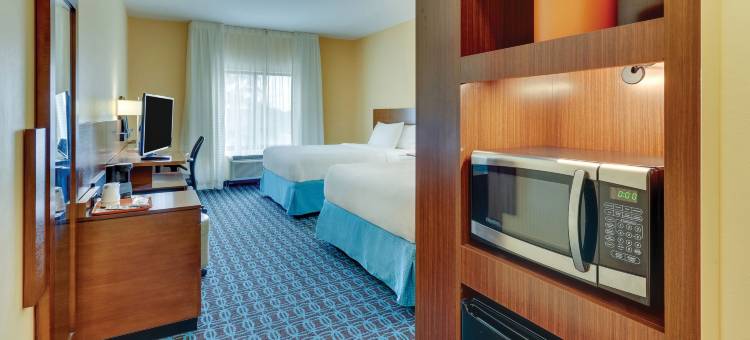 邓恩I-95万枫酒店及套房(Fairfield Inn & Suites Dunn I-95)图片