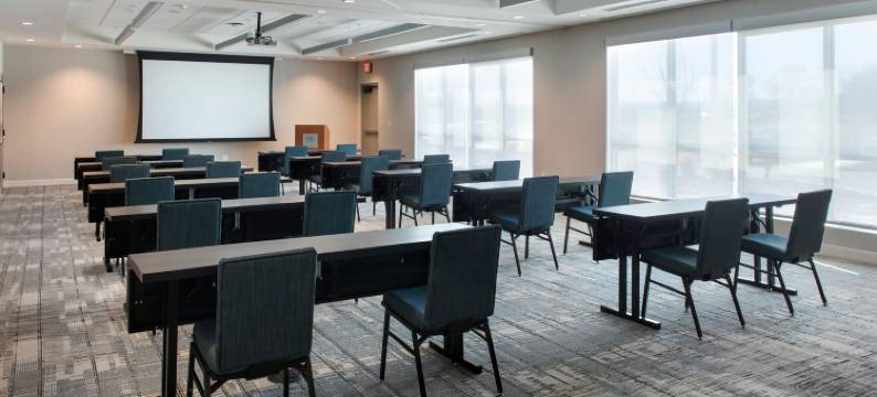 奥尔巴尼福朋喜来登酒店(Four Points by Sheraton Albany)图片