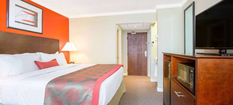 刘易斯顿华美达酒店及会议中心(Ramada by Wyndham Lewiston Hotel & Conference Center)图片