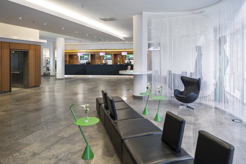 Dorint Kongresshotel Düsseldorf/Neuss Over view