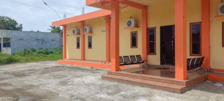 Jessy Homestay Lolak Mitra RedDoorz图片