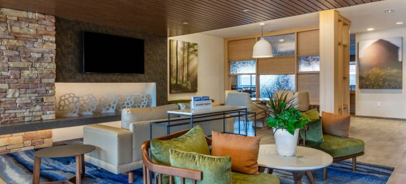 桑达斯基费尔菲尔德套房旅馆(Fairfield Inn & Suites Sandusky)图片