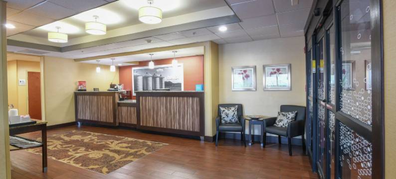 德赖里奇希尔顿欢朋酒店(Hampton Inn Dry Ridge)图片