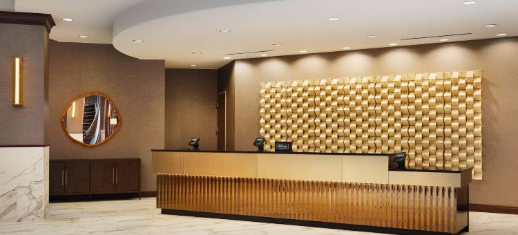 亨茨维尔希尔顿安泊水疗酒店(Embassy Suites by Hilton Huntsville)图片