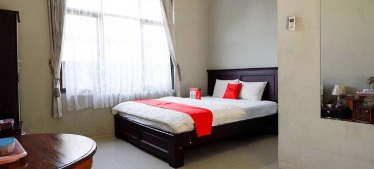 梅纳拉库杜斯附近的红多兹·西亚里亚(RedDoorz Syariah Near Menara Kudus)图片