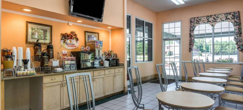 费耶特维尔速8酒店(Super 8 by Wyndham Fayetteville)图片