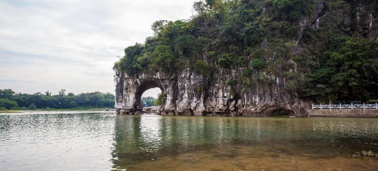 一周假日酒店(桂林两江四湖店)图片