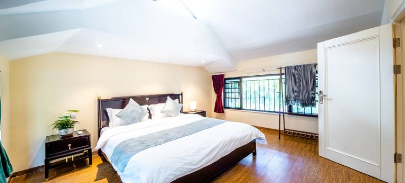 华逸清水湾豪华度假美宿度假别墅(果岭路分店)图片