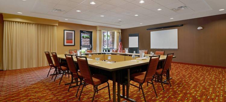 奥尼昂塔万怡酒店(Courtyard by Marriott Oneonta Cooperstown Area)图片