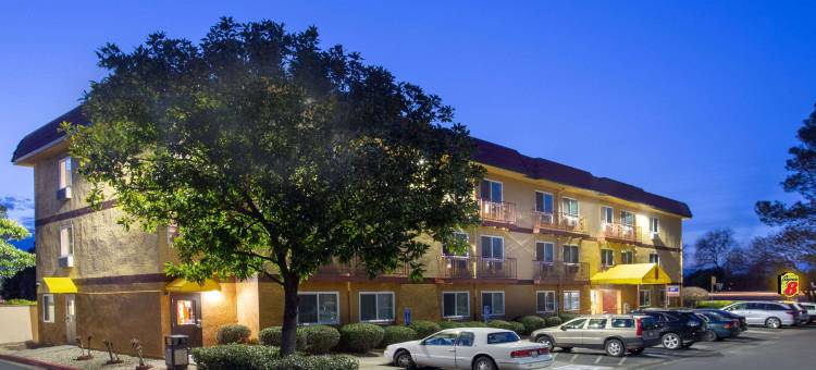 奇科温德姆速8酒店(Super 8 by Wyndham Chico)图片