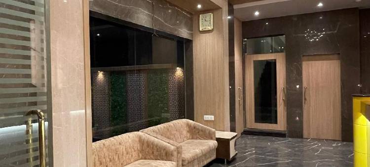 沙洛瓦尔公寓酒店(Hotel Sarovar Residency)图片