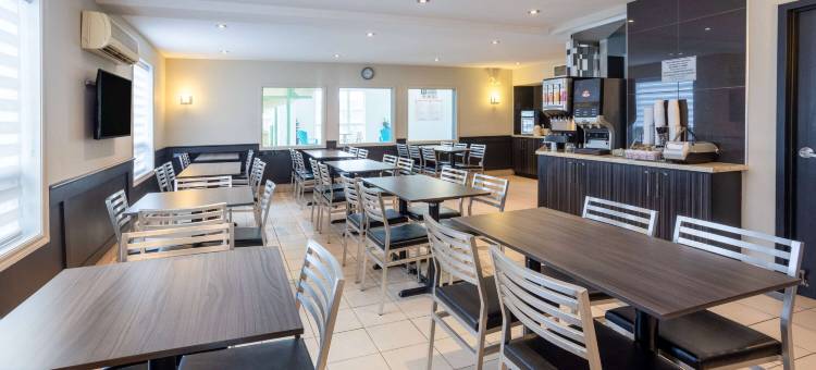 魁北克城温德姆速8酒店(Super 8 by Wyndham Quebec City)图片