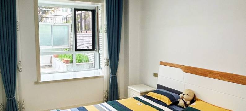 江海寄相逢公寓(发达路分店)图片