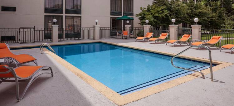 Holiday Inn 阿什维尔 - 比尔特莫尔西(Holiday Inn Asheville - Biltmore West)图片