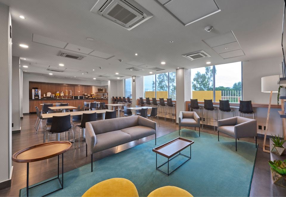 City Express by Marriott Comitan Hotel Overview