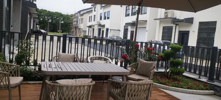 桃花坞嬉戏谷公寓(雪马路分店)图片