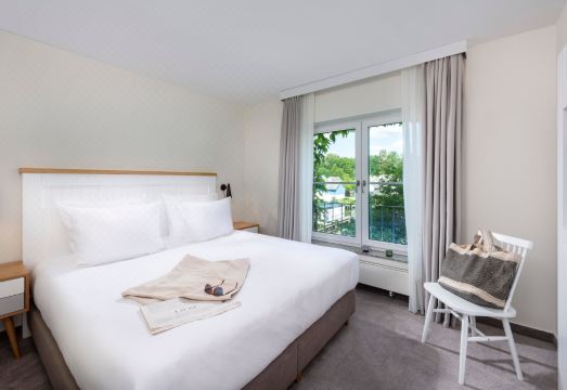 Precise Resort Marina Wolfsbruch Hotel Overview