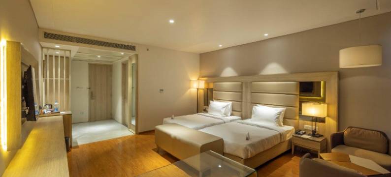 莫尔比萨罗瓦门廊酒店(Sarovar Portico Morbi)图片