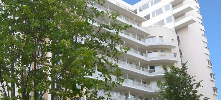 塞祖尔阿菲尔库尔布瓦兰德奥尔切酒店(Séjours & Affaires Courbevoie Grande Arche)图片