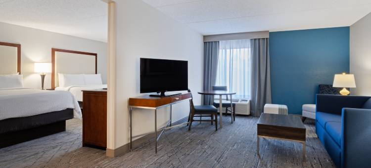 辛辛那提河滨智选假日套房酒店(Holiday Inn Express & Suites Cincinnati Riverfront)图片