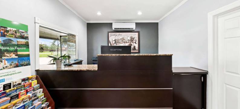 佛罗里达市霍姆斯特德大沼泽地速 8 酒店(Super 8 by Wyndham, Florida City/Homestead/Everglades)图片